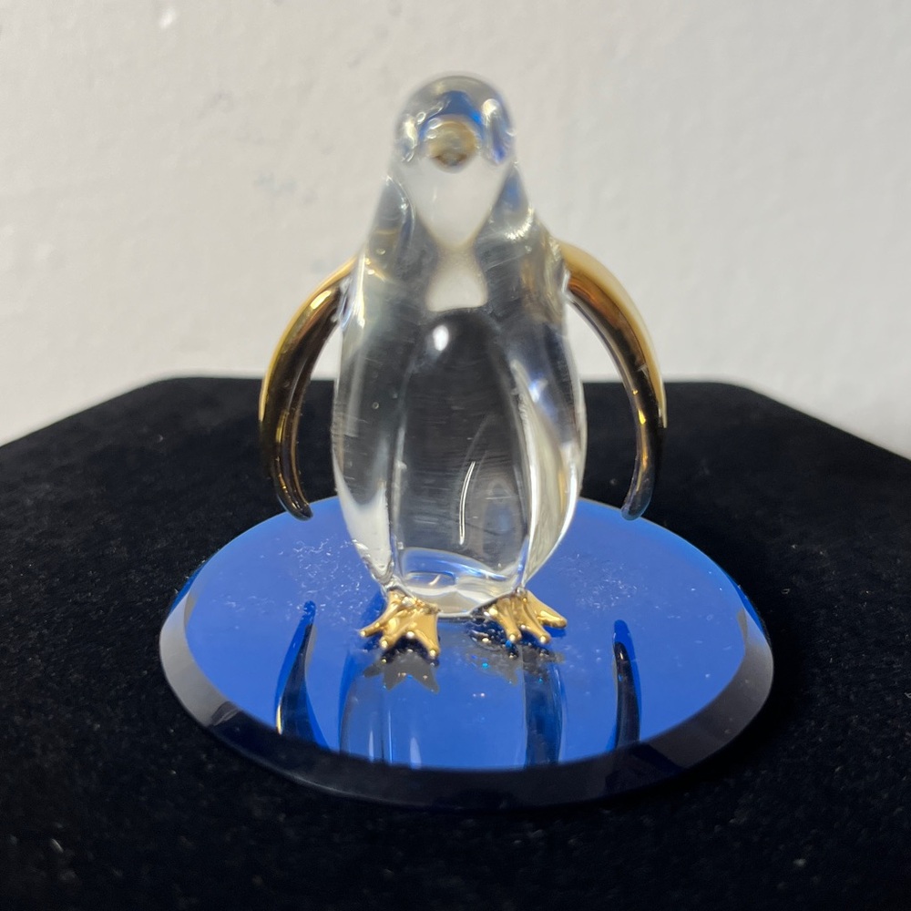 Glass Baron Mini Art Glass Penguin Figurine w Gold Accents on Blue Mirror - Picture 4 of 8
